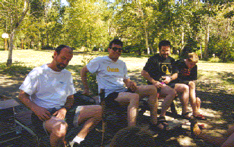 KickingBack1.gif (85105 bytes)